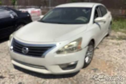 Photo of 2014 Nissan Altima