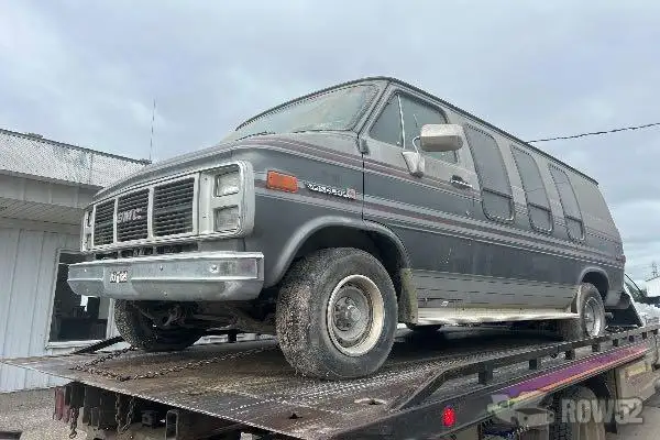 Photo of 1989 GMC Vandura