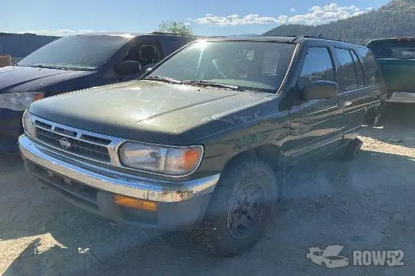 Photo of 1997 Nissan Pathfinder