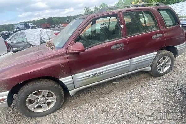 Photo of 2002 Chevrolet Tracker