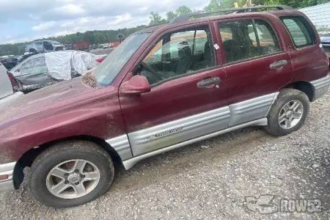 Photo of 2002 Chevrolet Tracker