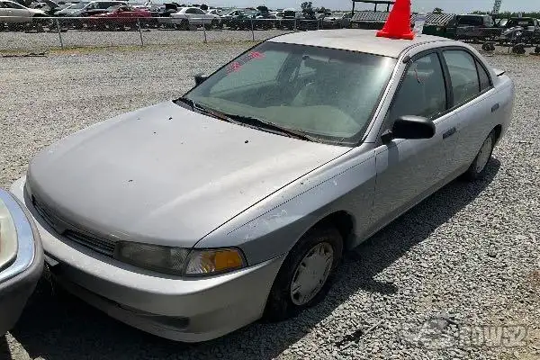 Photo of 1999 Mitsubishi Mirage