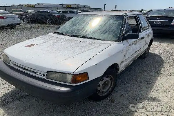 Photo of 1990 Mazda 323