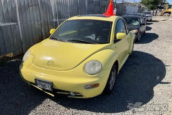 Photo of 1999 Volkswagen New Beetle