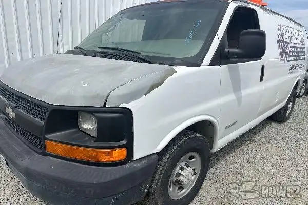 Photo of 2005 Chevrolet Express