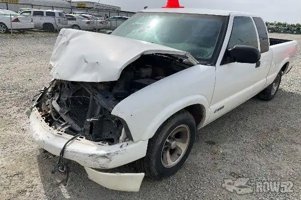 Photo of 2001 Chevrolet S10 Pickup
