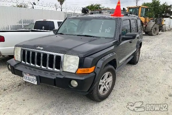 Photo of 2010 Jeep Commander