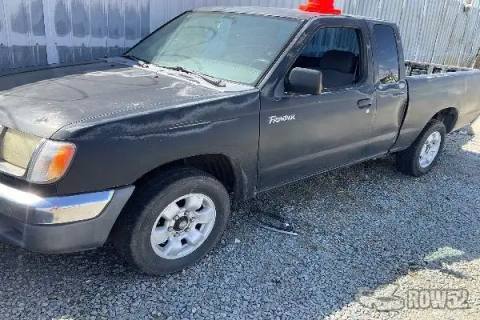 Photo of 2000 Nissan Frontier