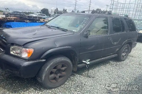 Photo of 2001 Nissan Pathfinder