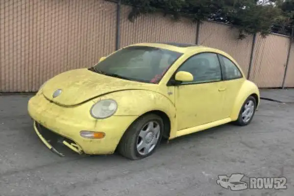 Photo of 1999 Volkswagen New Beetle