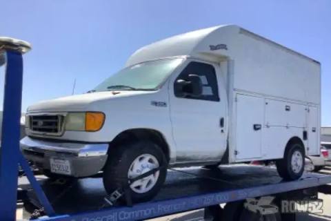Photo of 2005 Ford Econoline