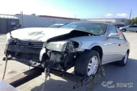 Photo of 2000 Toyota Camry