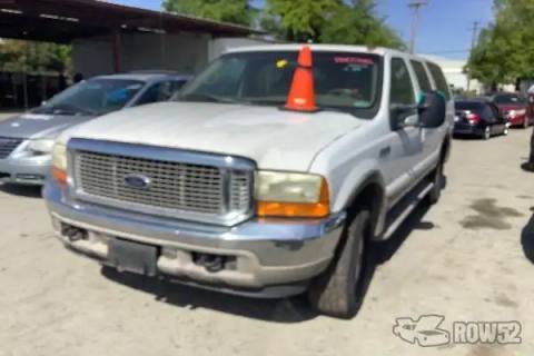 Photo of 2001 Ford Excursion