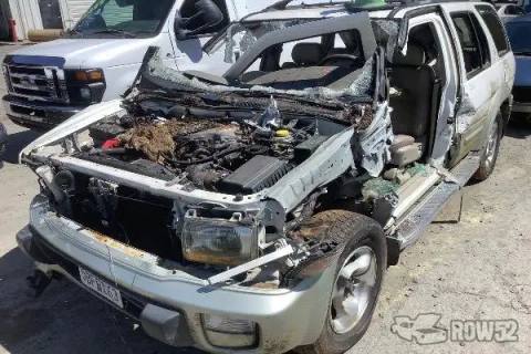Photo of 1999 Infiniti QX4