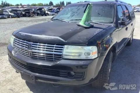 Photo of 2010 Lincoln Navigator L