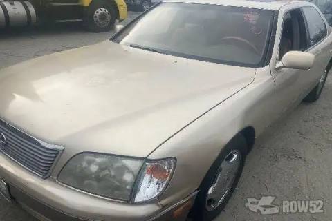 Photo of 2000 Lexus LS 400