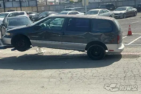 Photo of 1998 Nissan Quest