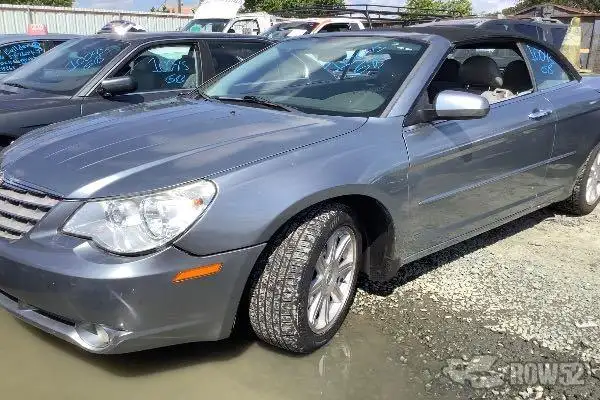 Photo of 2008 Chrysler Sebring