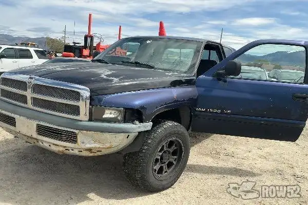 Photo of 2001 Dodge Ram 1500
