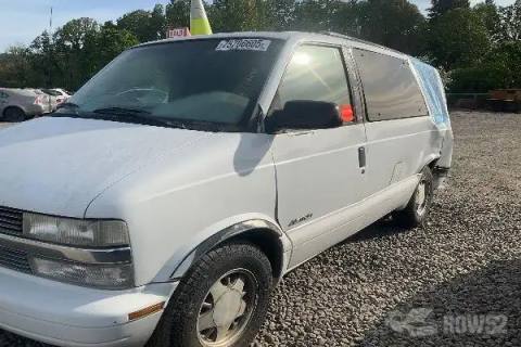 Photo of 2000 Chevrolet Astro