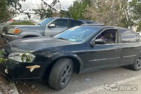 Photo of 2000 Nissan Maxima