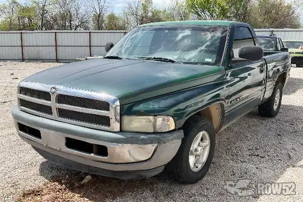 Photo of 1999 Dodge Ram 1500