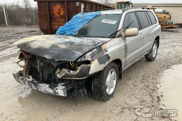 Photo of 2004 Toyota Highlander