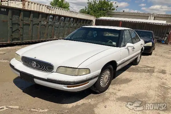 Photo of 1998 Buick Lesabre