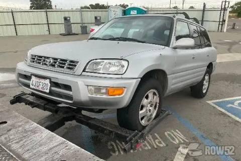 Photo of 2000 Toyota Rav4