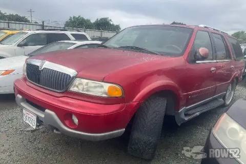 Photo of 2000 Lincoln Navigator