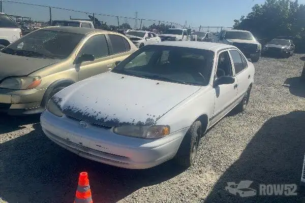 Photo of 2002 Chevrolet Prizm