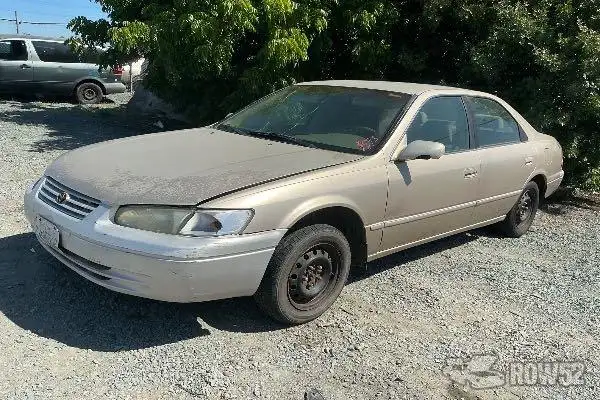Photo of 1997 Toyota Camry