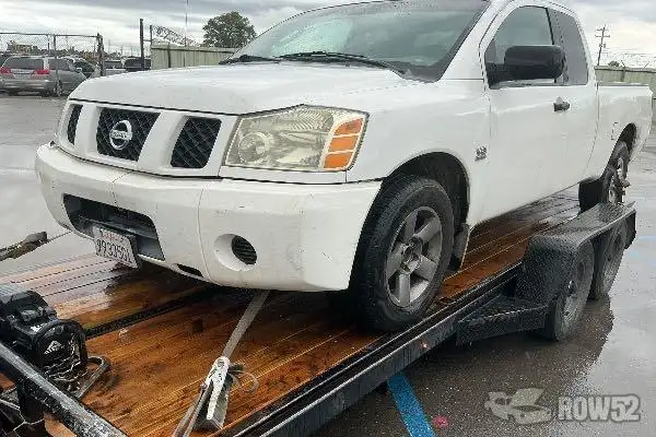 Photo of 2004 Nissan Titan