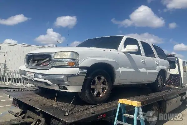 Photo of 2003 GMC Yukon