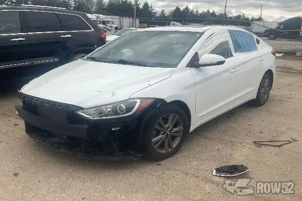 Photo of 2018 Hyundai Elantra