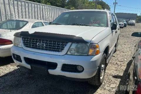 Photo of 2005 Ford Explorer