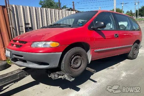 Photo of 2000 Dodge Caravan