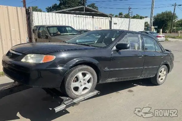 Photo of 2001 Mazda Protege