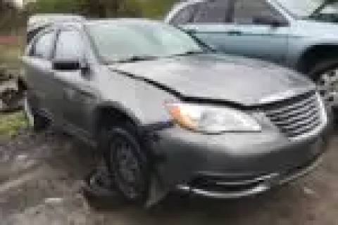 Photo of 2013 Chrysler 200