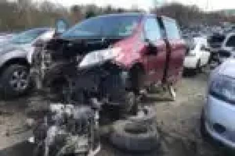 Photo of 2011 Toyota Sienna