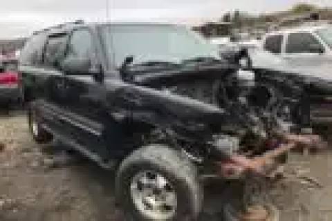 Photo of 2003 Chevrolet Suburban