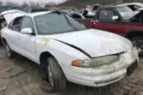 Photo of 1998 Oldsmobile Intrigue