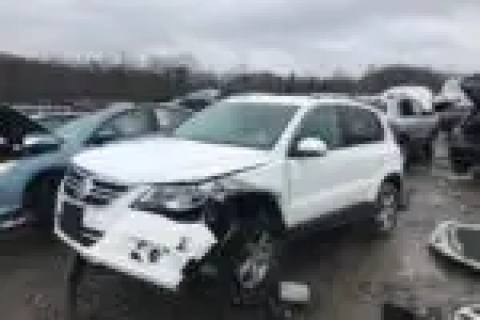 Photo of 2010 Volkswagen Tiguan