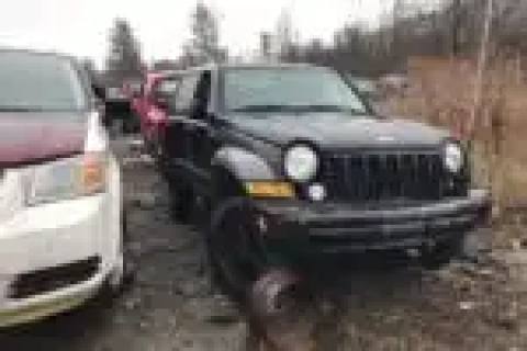 Photo of 2005 Jeep Liberty