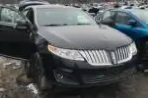 Photo of 2011 Lincoln Mks