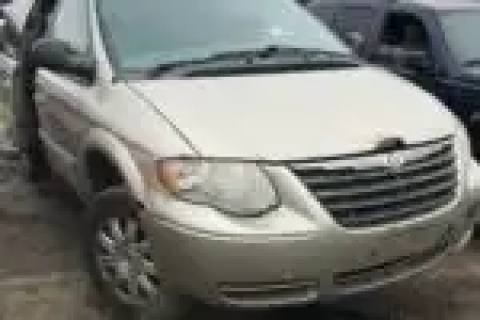Photo of 2007 Chrysler Town & Country