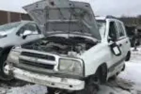Photo of 2002 Chevrolet Tracker