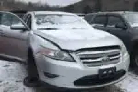 Photo of 2011 Ford Taurus