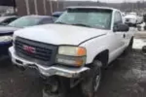 Photo of 2005 Gmc Sierra