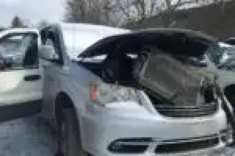 Photo of 2011 Chrysler Town & Country